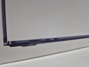 New Laptop Apple MacBook Air 2025 M4 16GB Apple M4 SSD 256GB