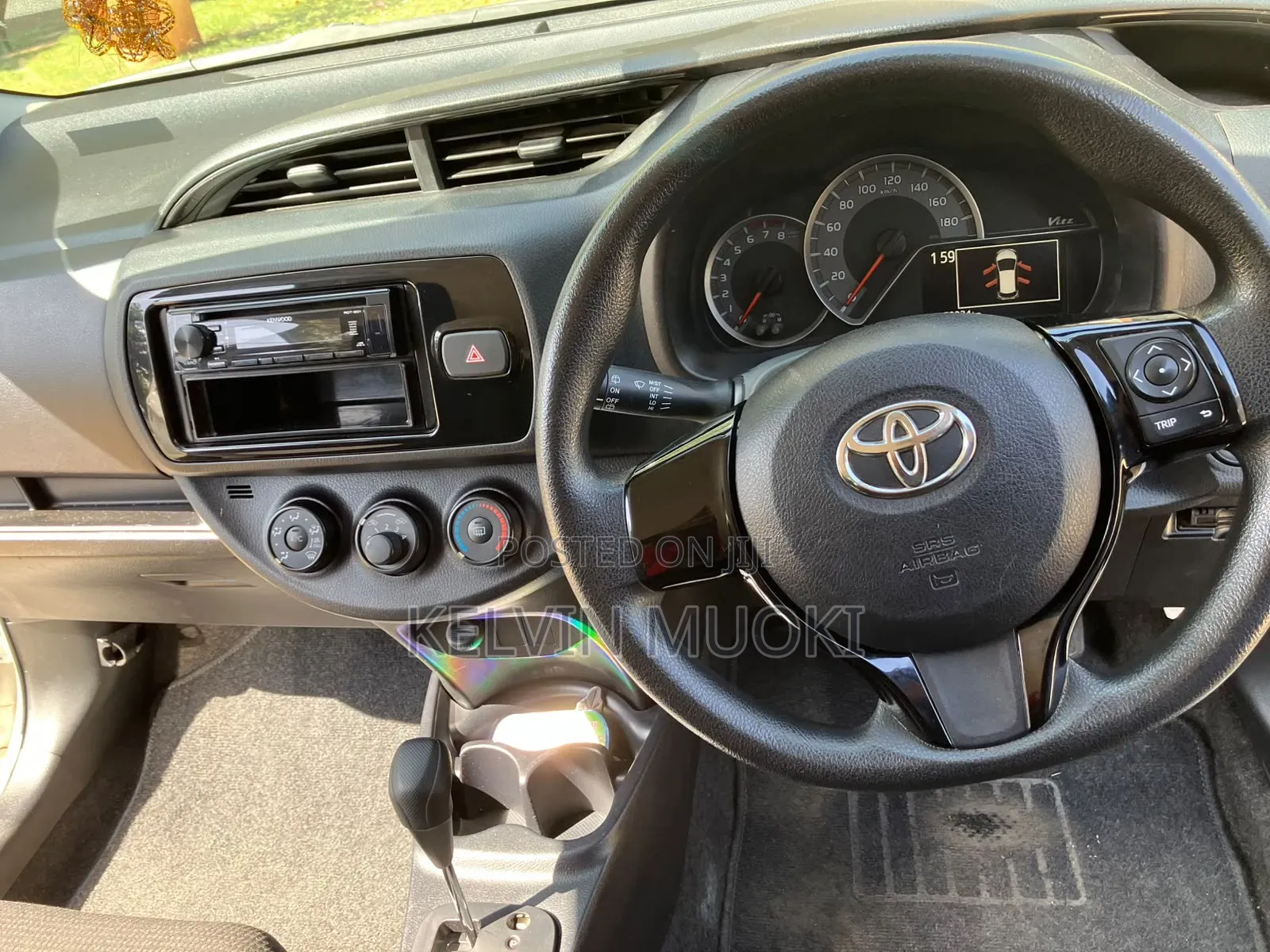 Toyota Vitz 2017 White