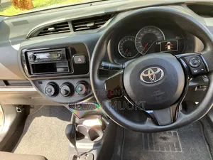 Toyota Vitz 2017 White