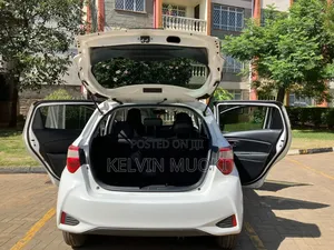 Toyota Vitz 2017 White