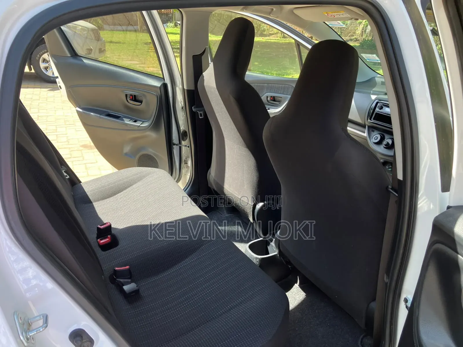 Toyota Vitz 2017 White