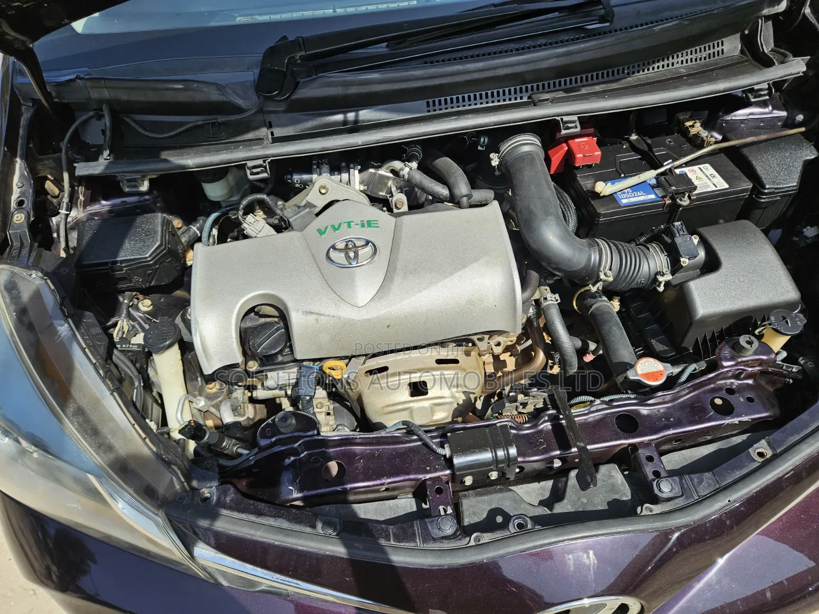Toyota Vitz 2016 Burgundy