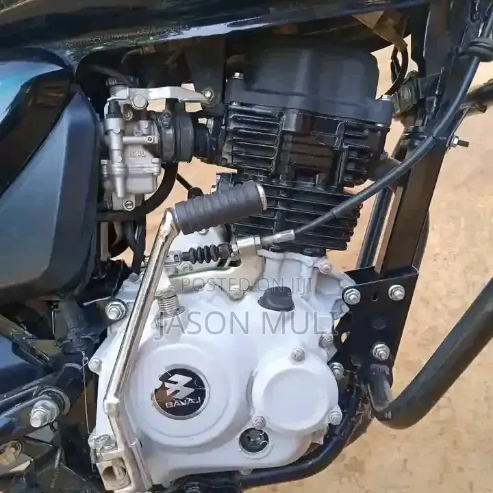 Bajaj Boxer 2022 Black