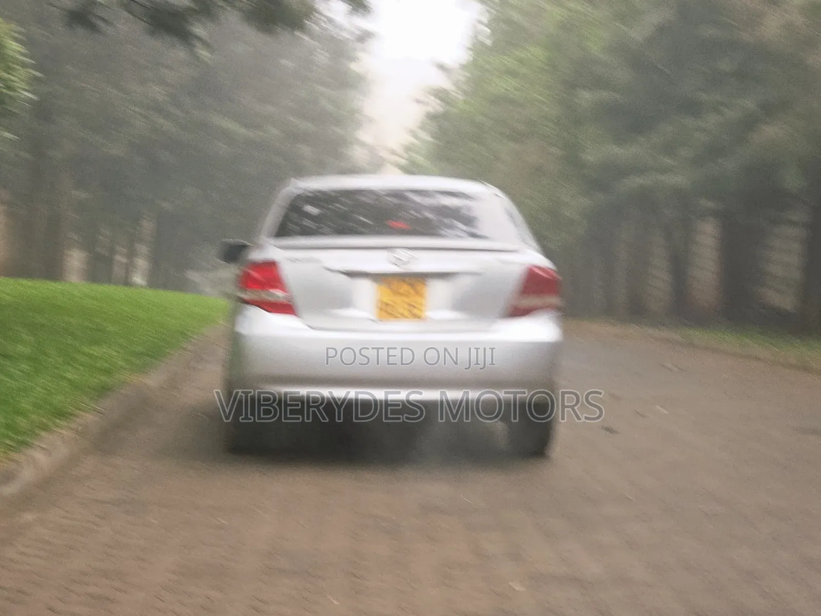 Toyota Axio 2010 Silver