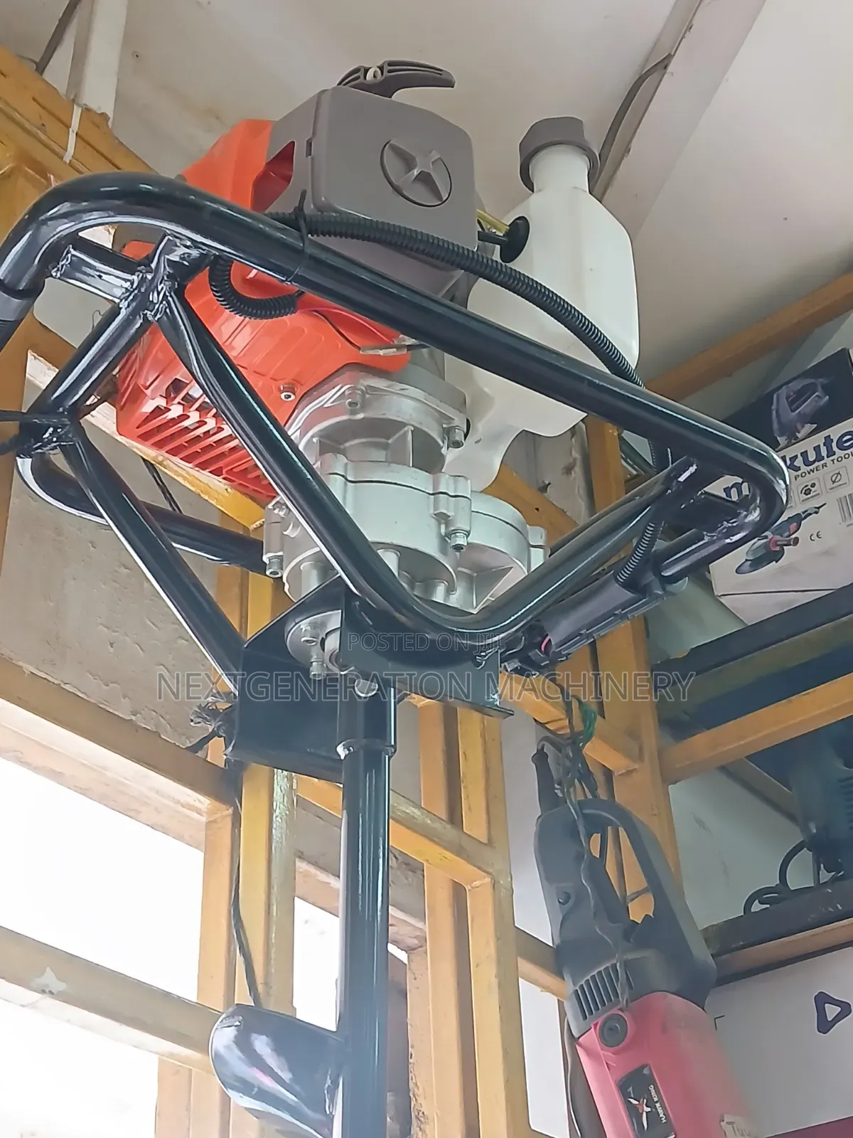 Gasoline Earth Auger
