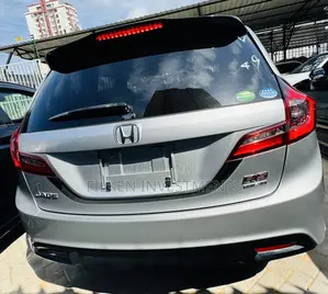 Honda Jade 1.5 Hybrid 2020 Silver