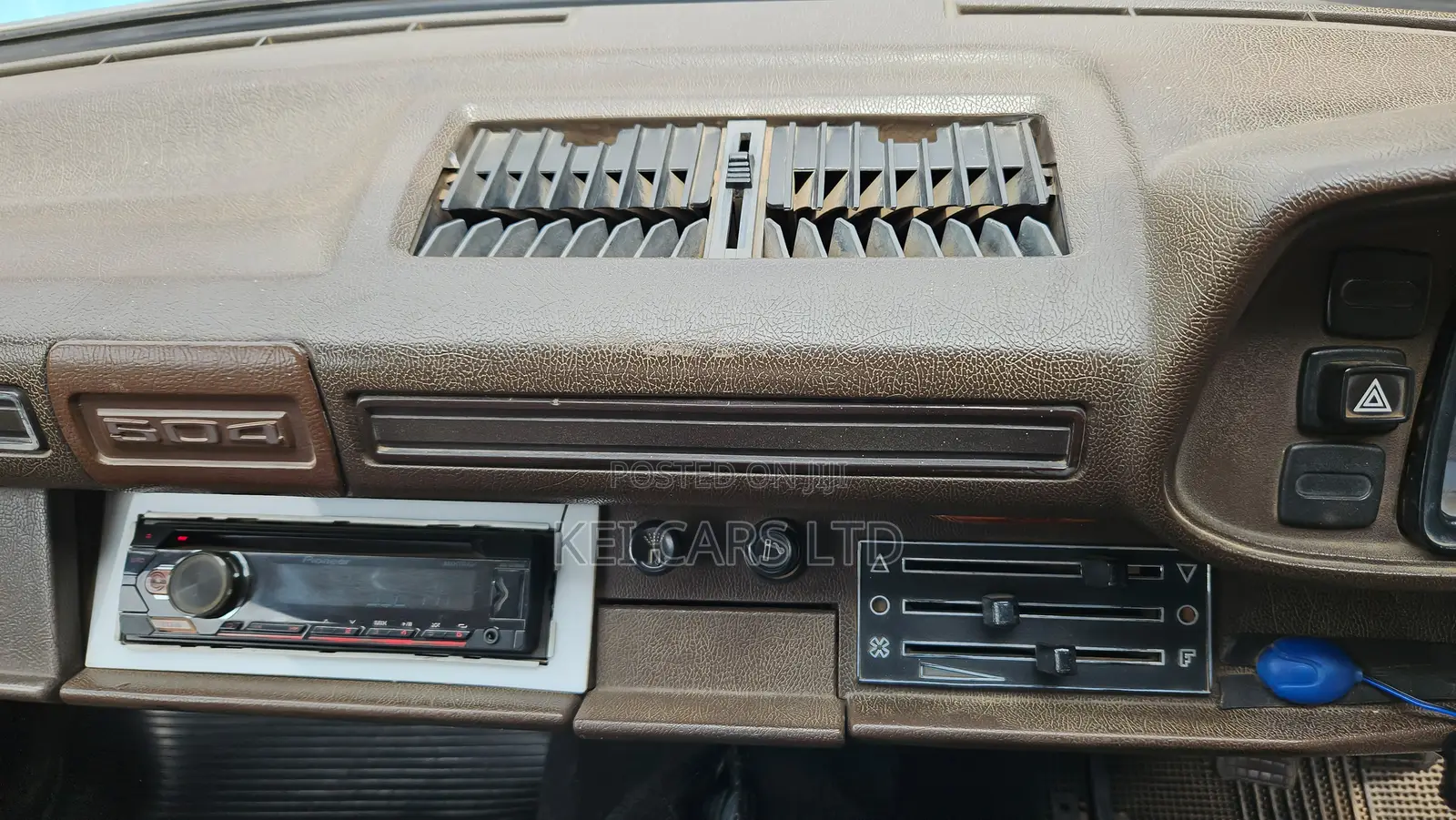 Peugeot 504 1990 Blue