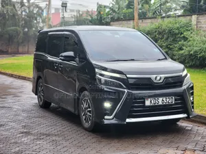 Toyota Voxy 2017 Black