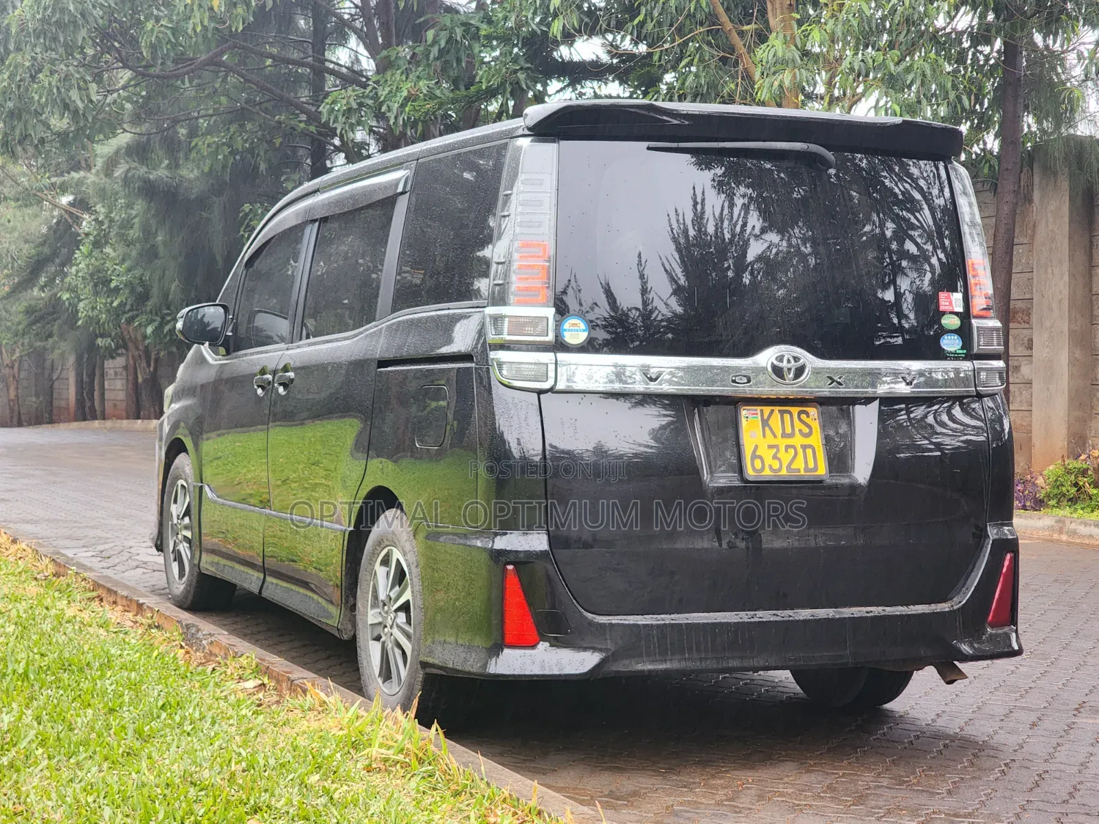 Toyota Voxy 2017 Black