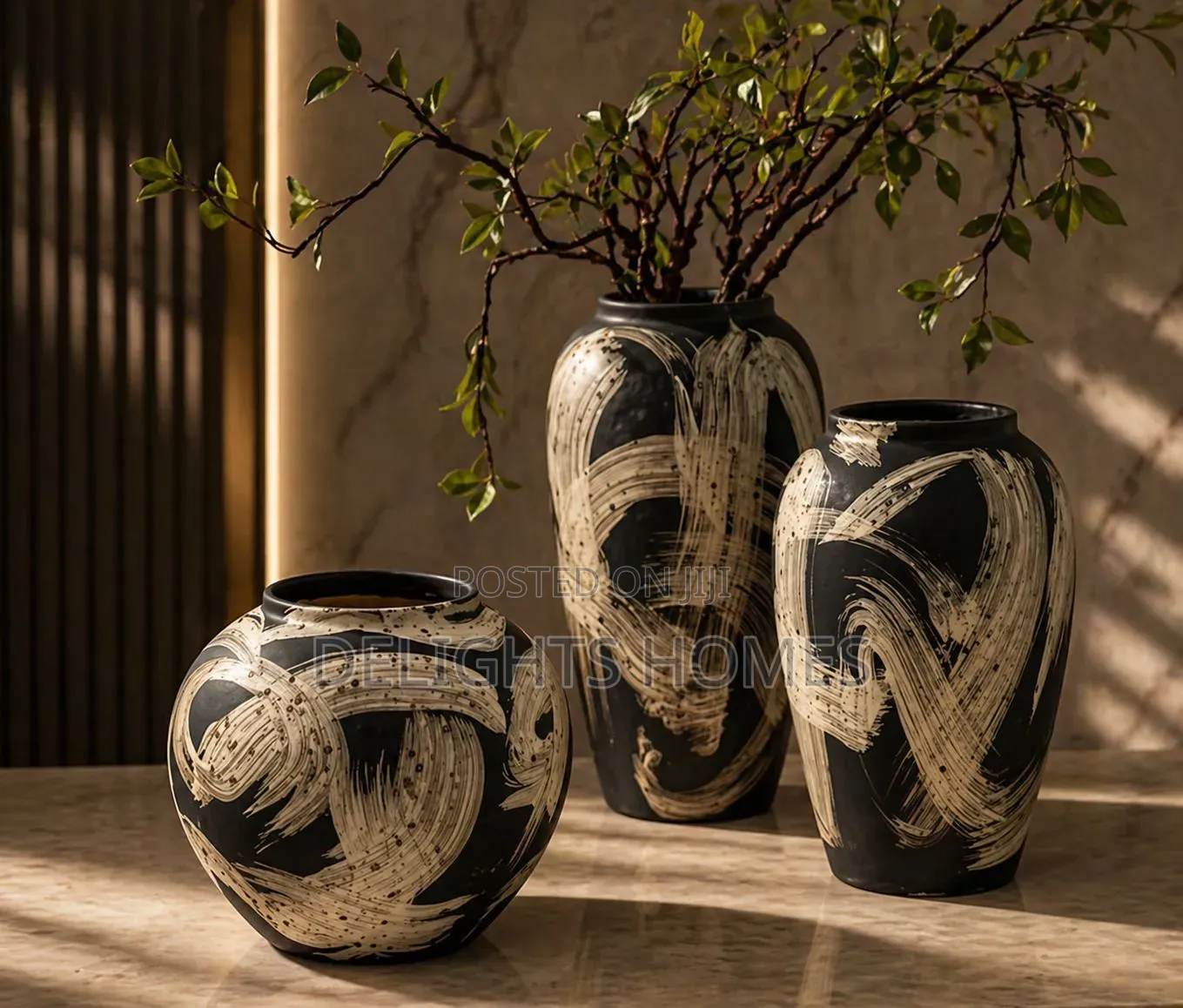 Artistic Black White Vase Set_ex