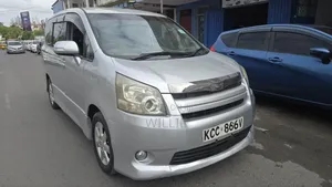 Toyota Noah 2008 Silver