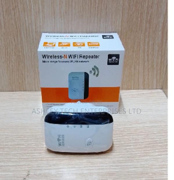 High Performance 300mbps Wifi Extender
