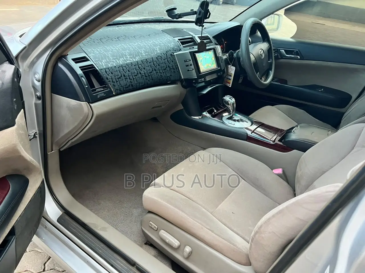 Toyota Mark X 2005 Silver