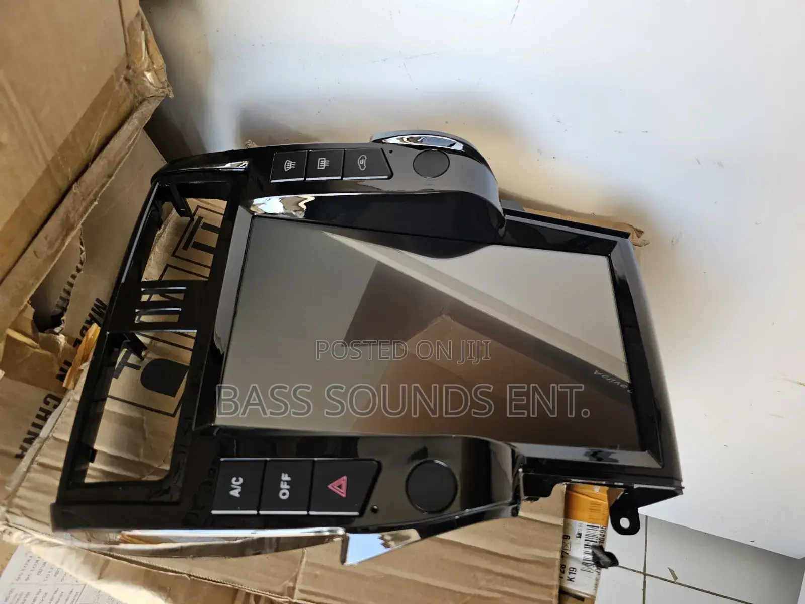 Prado J 150 Tesla Radio