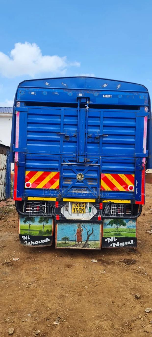 Isuzu NQR Lorry 2021 White - thumbnail 2