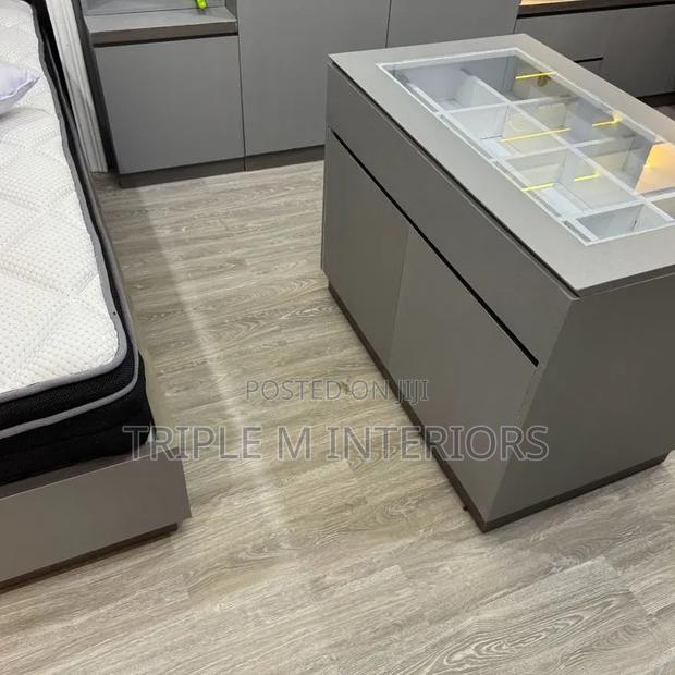 Laminate/Luxury Vinyl Planks/Premium SPC Flooring - thumbnail 2