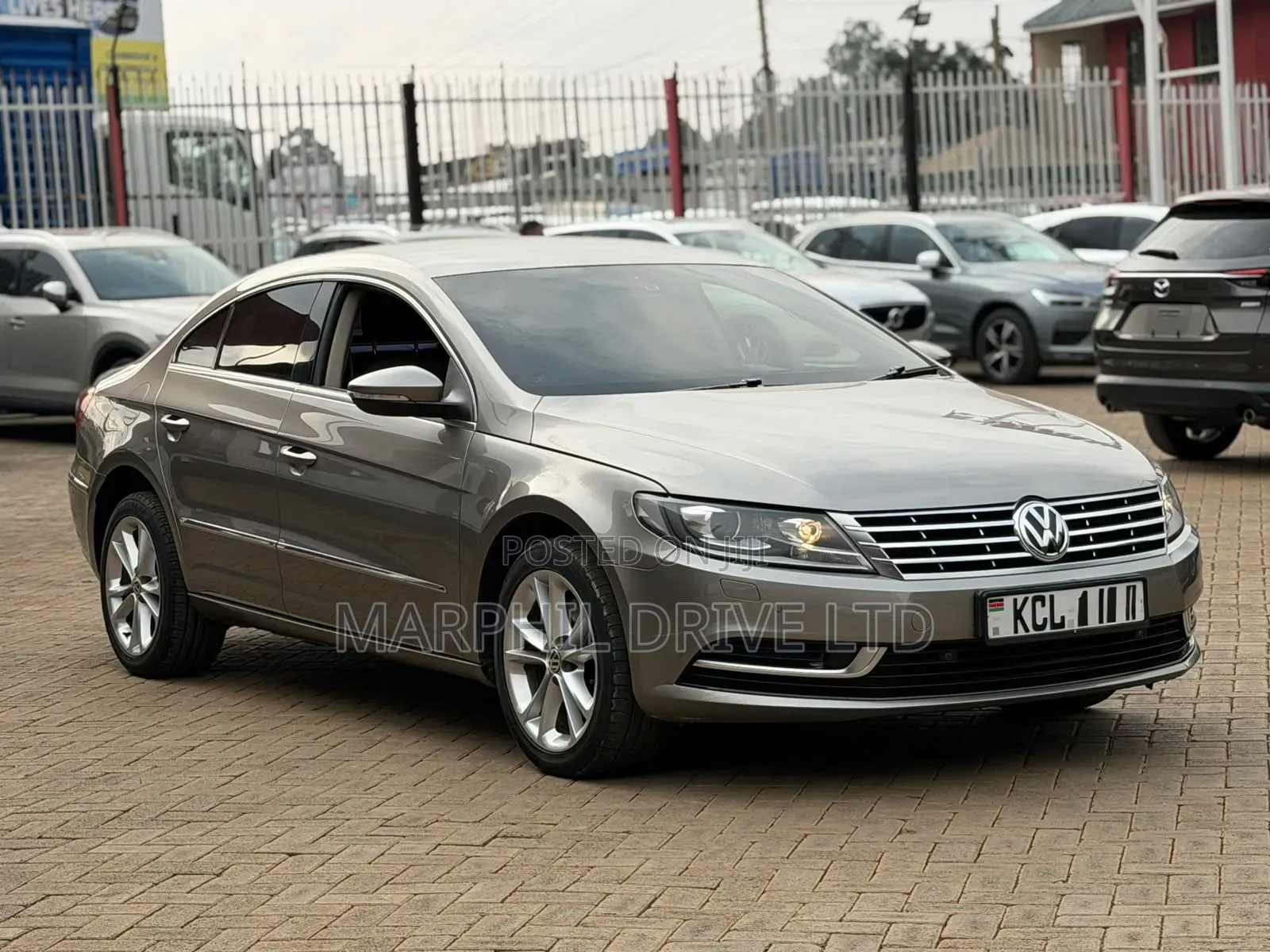 Volkswagen Passat 2014 Gray