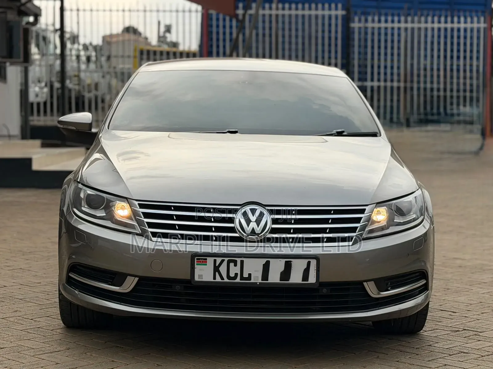 Volkswagen Passat 2014 Gray