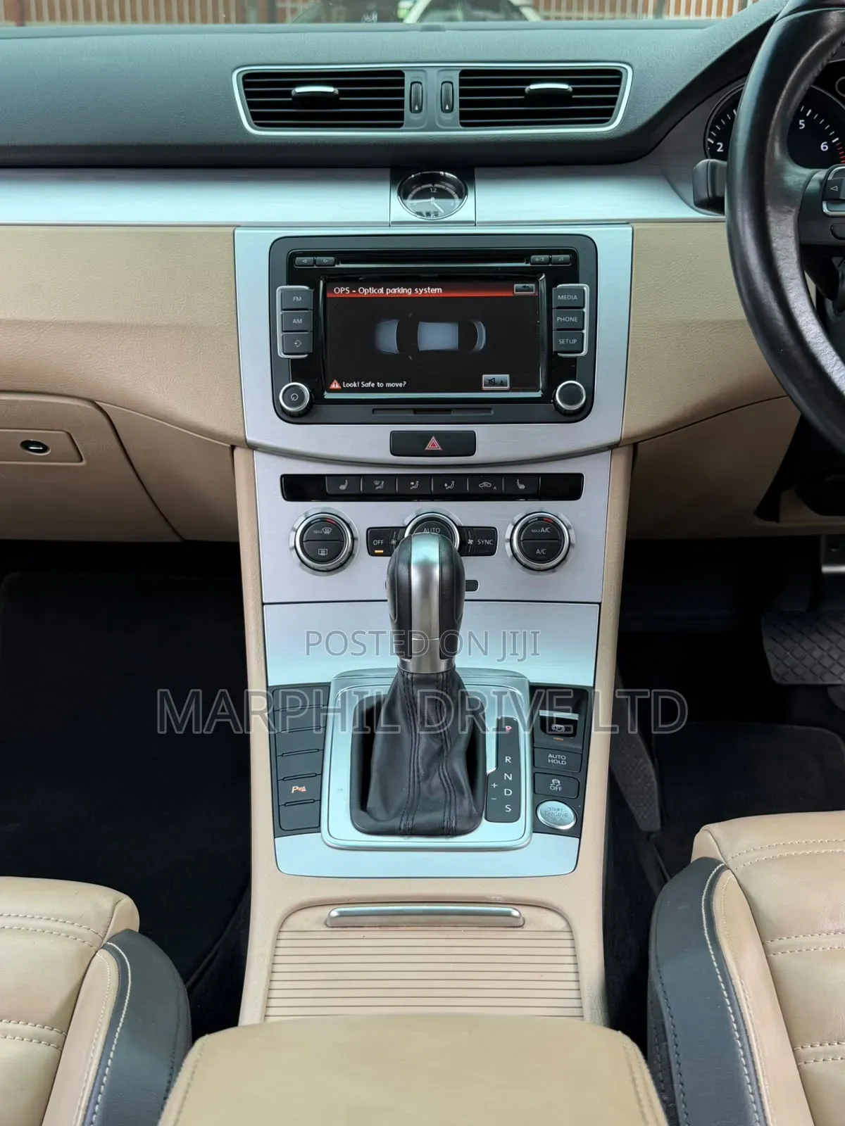 Volkswagen Passat 2014 Gray