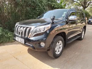 Toyota Land Cruiser Prado 2016 Black
