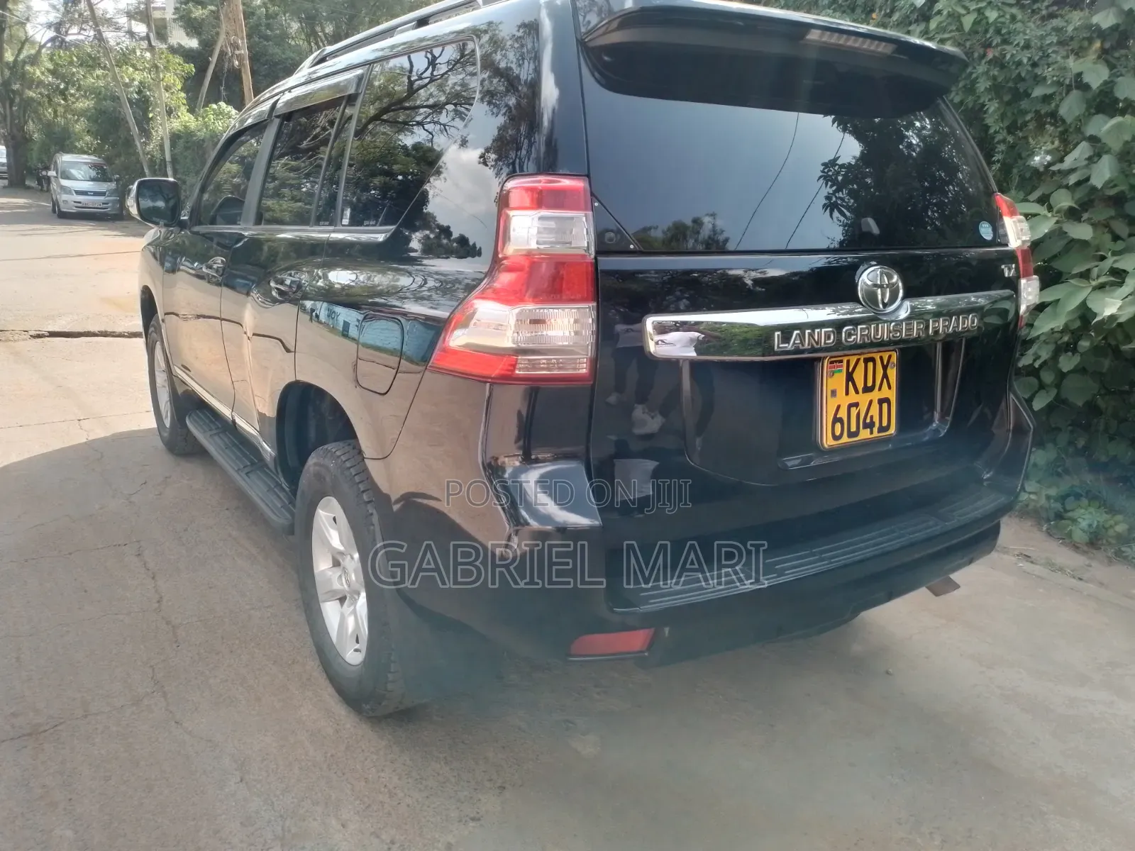 Toyota Land Cruiser Prado 2016 Black