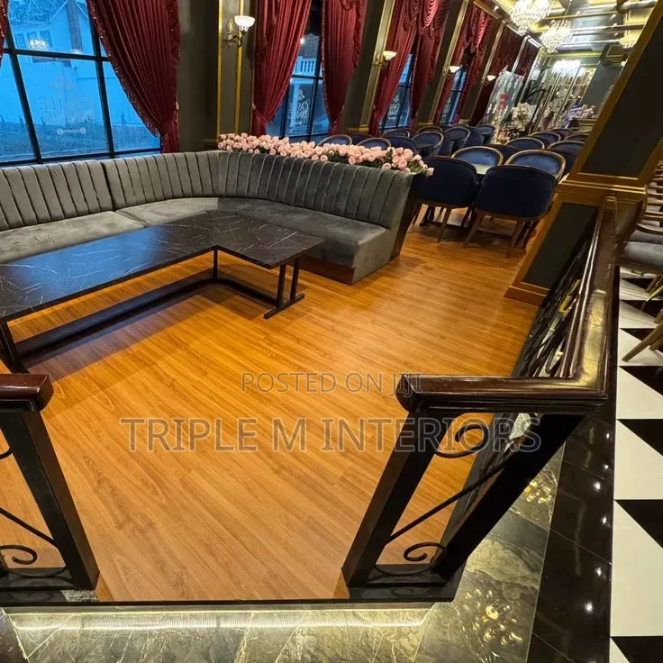 SPC Wood Look Floor Tiles/Waterproof Room Flooring
