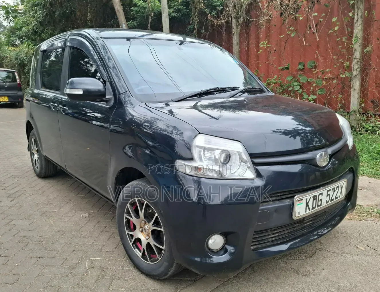 Toyota Sienta 2014 Black
