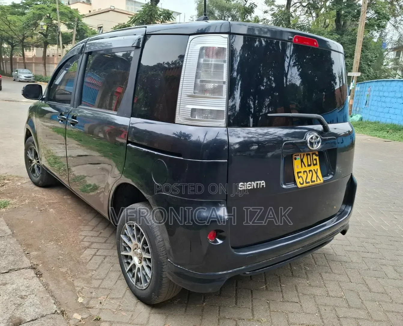 Toyota Sienta 2014 Black