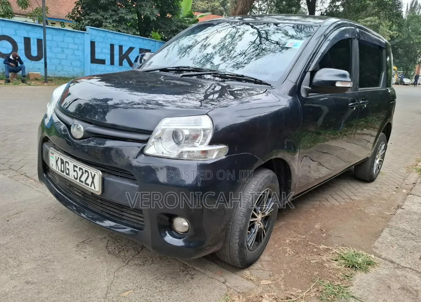 Toyota Sienta 2014 Black