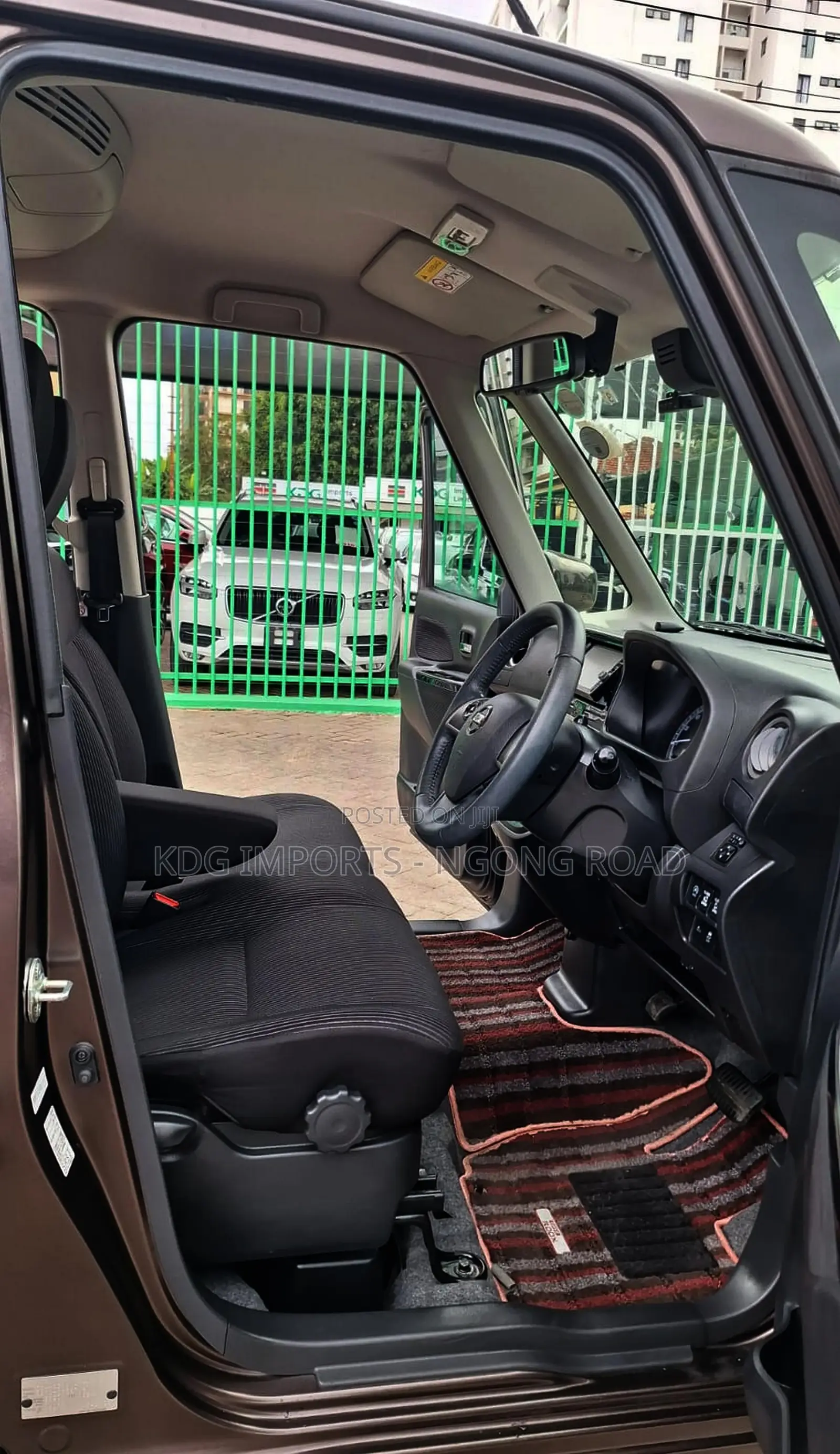Nissan Dayz Roox 2019 Brown