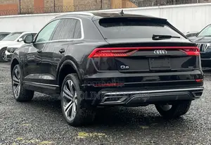 Audi Q8 55 Premium AWD quattro 2020 Black