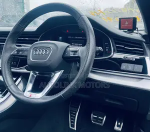 Audi Q8 55 Premium AWD quattro 2020 Black