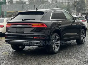 Audi Q8 55 Premium AWD quattro 2020 Black
