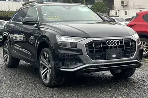 Audi Q8 55 Premium AWD quattro 2020 Black