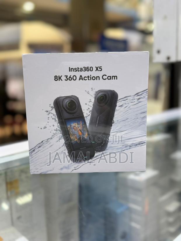 Insta 360 X5
