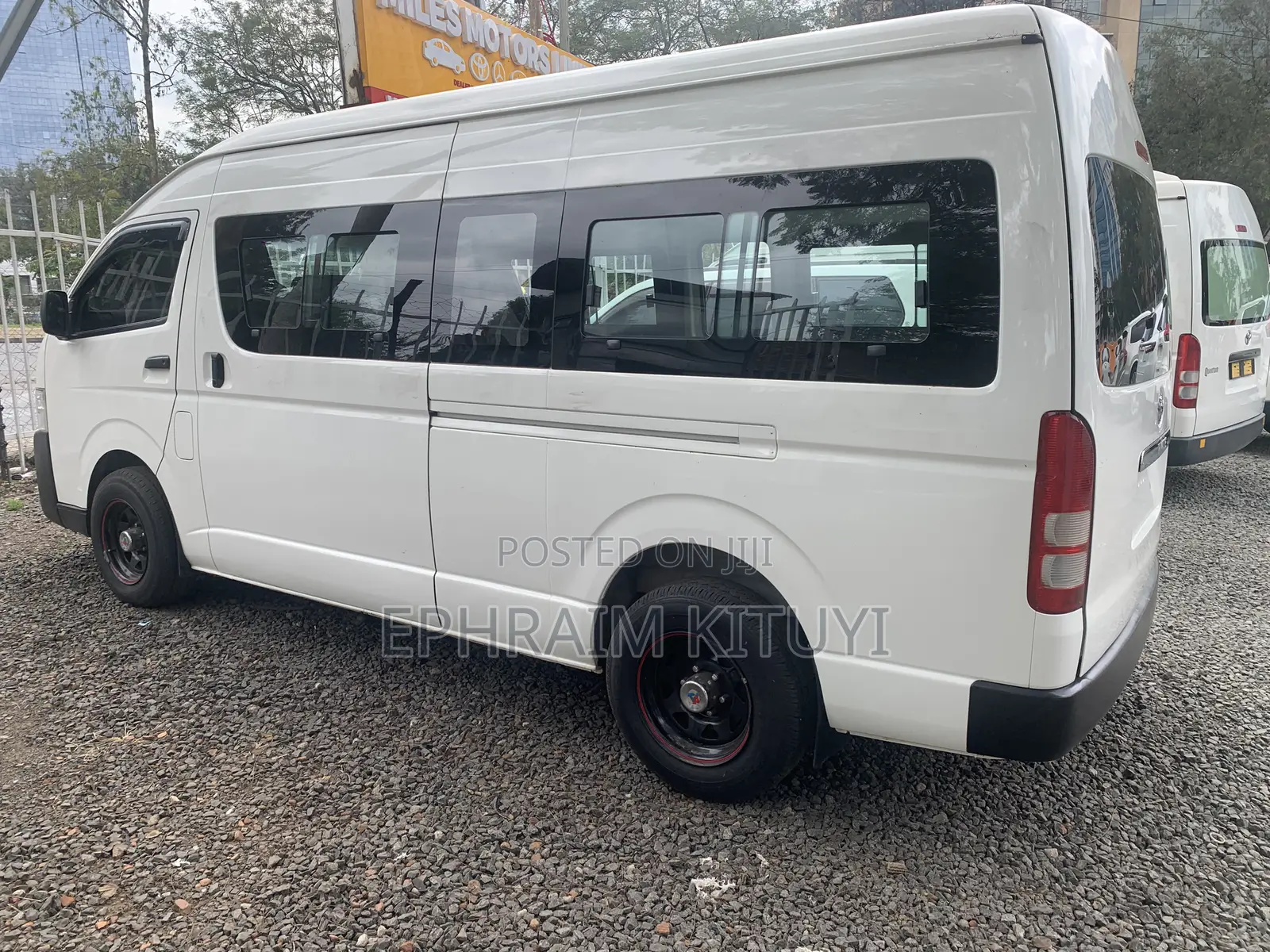 Toyota HiAce 2019 White