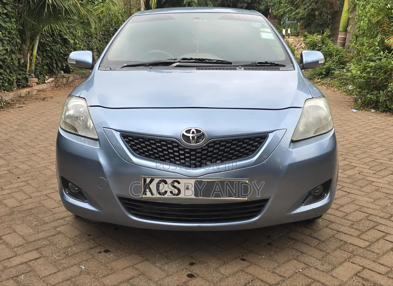 Toyota Belta 2012 Blue