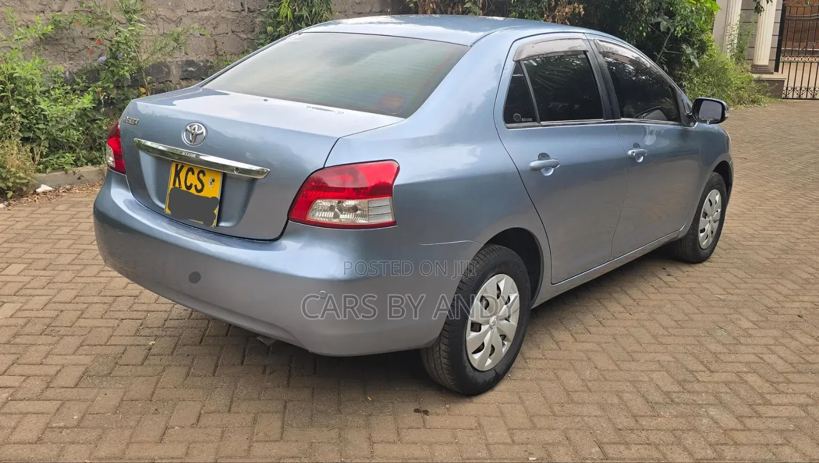 Toyota Belta 2012 Blue