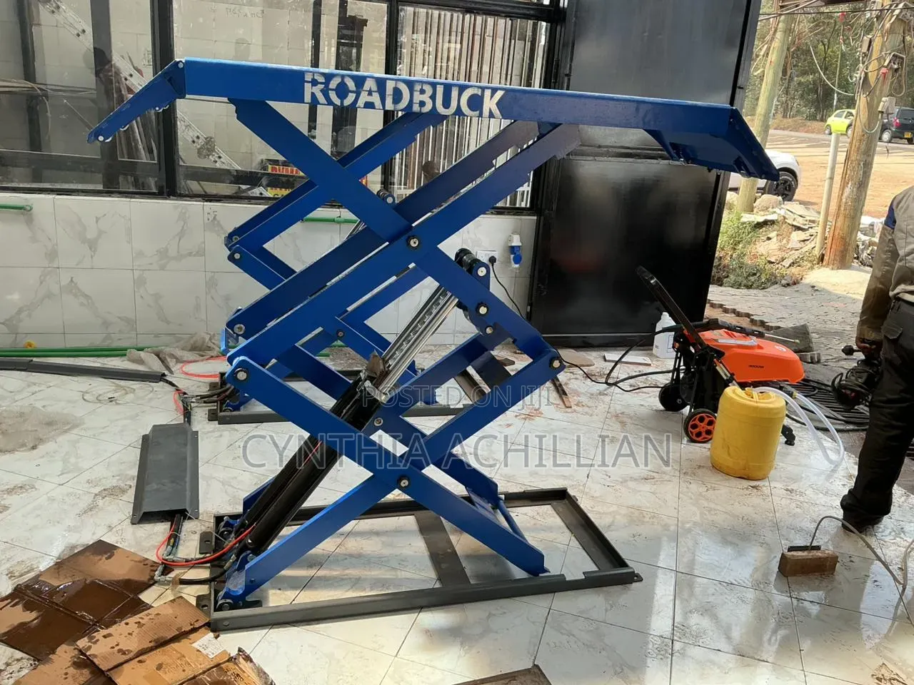 Scissor Lift Machines