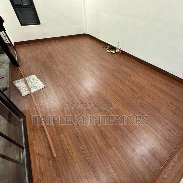 Zero-Moisture SPC Flooring Planks - thumbnail 2