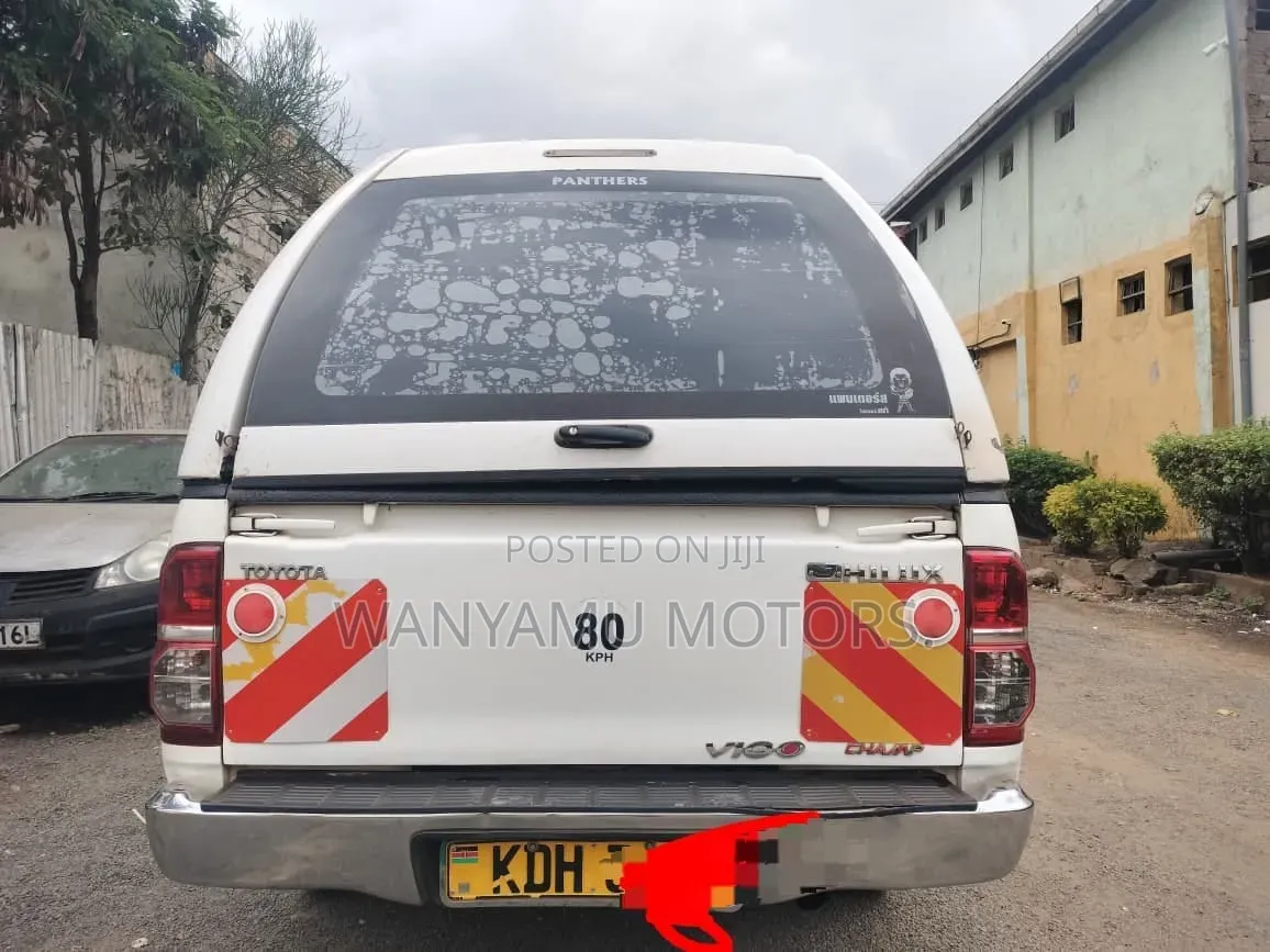Toyota Hilux 2015 White