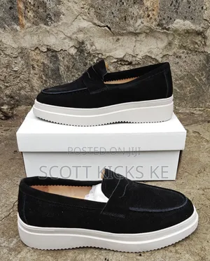 Loro Piana Summer Walk Bigsole