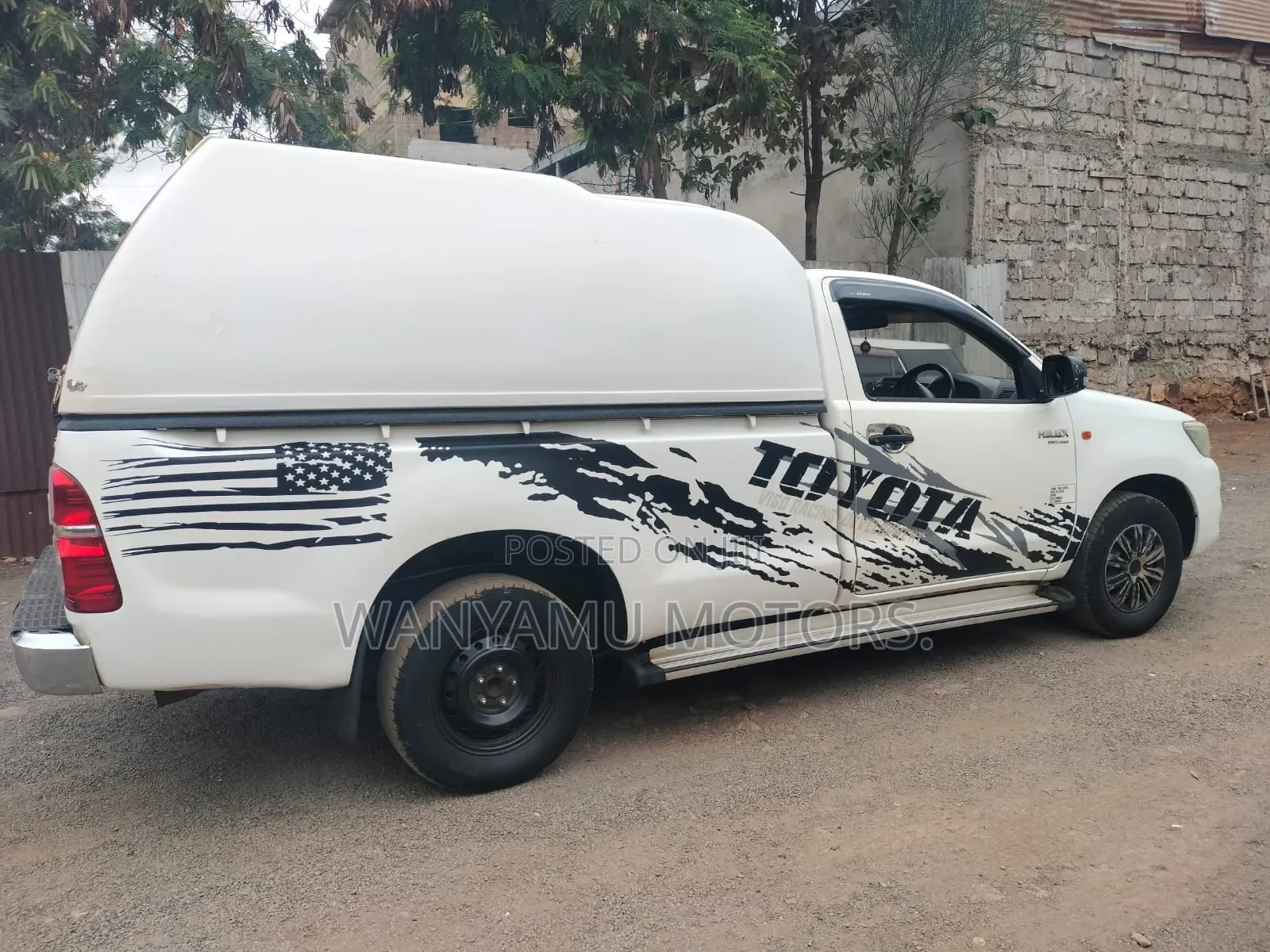 Toyota Hilux 2015 White