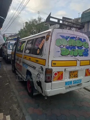 Nissan Caravan (Urvan) 2008 White