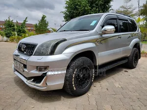 Toyota Land Cruiser Prado 2005 Silver
