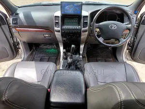 Toyota Land Cruiser Prado 2005 Silver