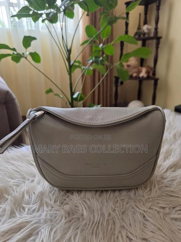 Shoulderbag