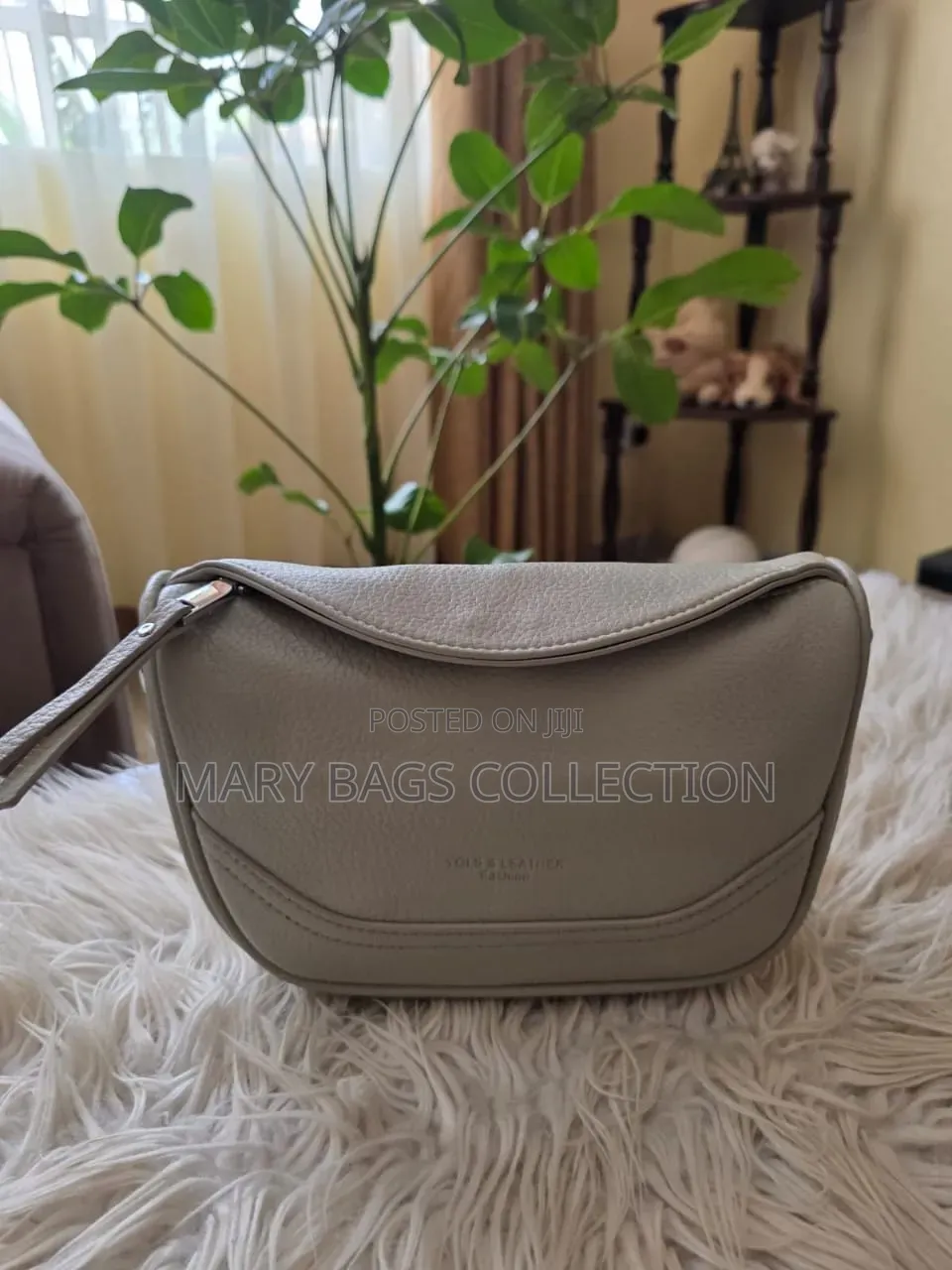 Shoulderbag