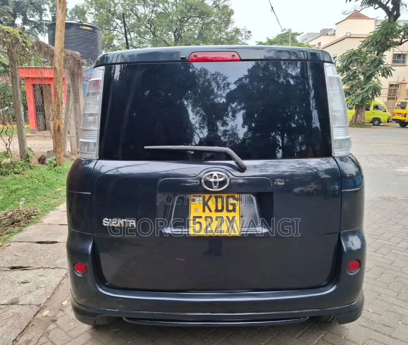 Toyota Sienta 2014 Black