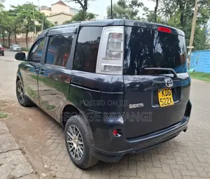 Toyota Sienta 2014 Black